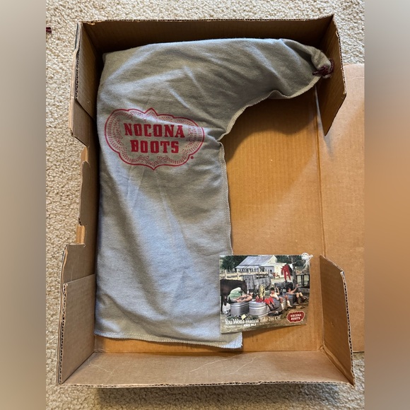 Men’s Nocona Black Hornback Gator Boots - Picture 12 of 16